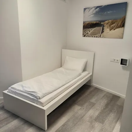 Private #4 With Single Bed, Ground Floor, Ac, 2min To Rab
