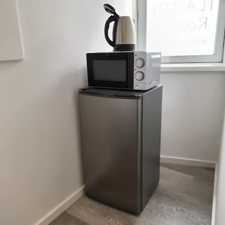 Private #4 With Single Bed, Ground Floor, Ac, 2min To Rab